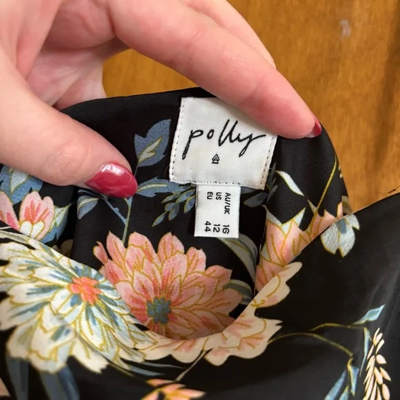 Oh Polly Brielle Mini Dress - Picture 3 of 3